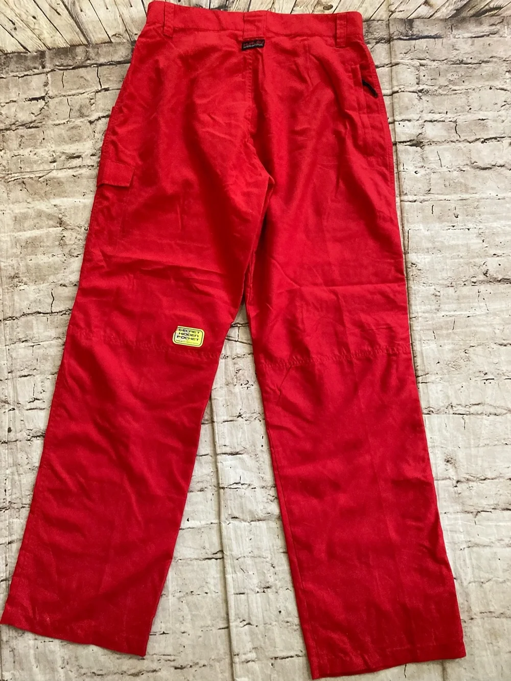 NWT men’s HURLEY international red utility cargo relaxed fit pants size 32 x 32